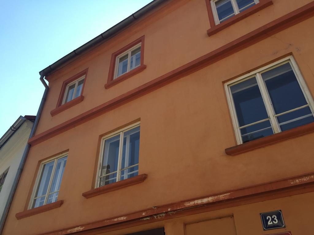 Apartments At The Golden Plough Прага Экстерьер фото