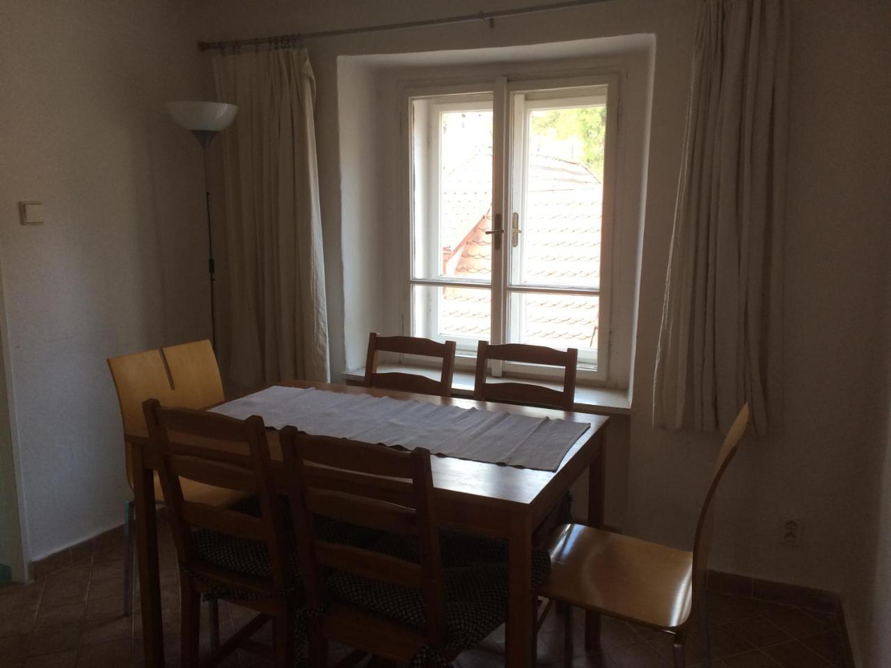 Apartments At The Golden Plough Прага Экстерьер фото